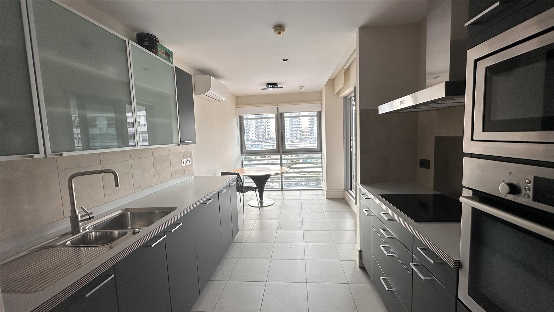 Image of Apartment - 3 Bedrooms - 2 Bathrooms for Rental in Tradewinds-Gibraltar, Image 8